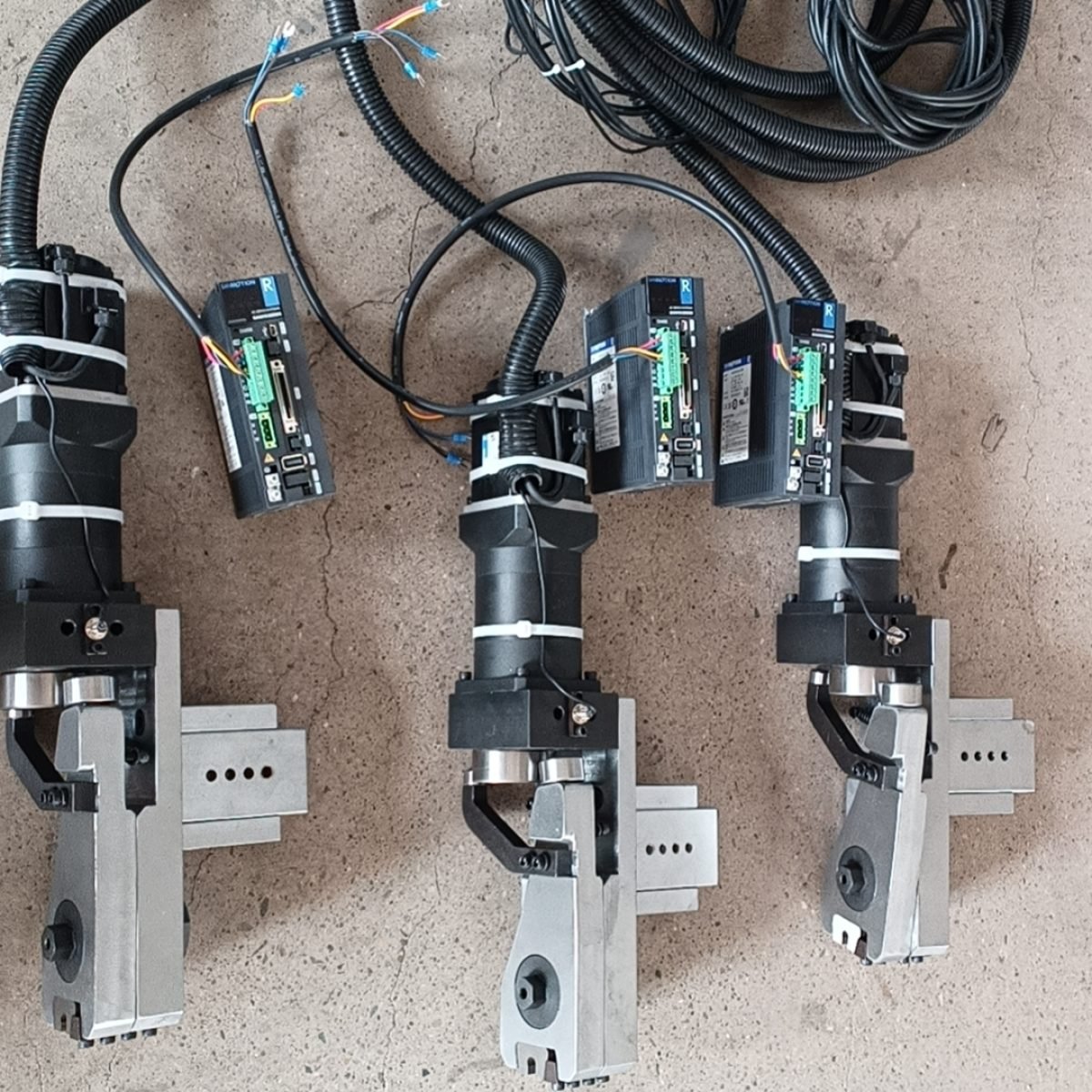 servo cutting