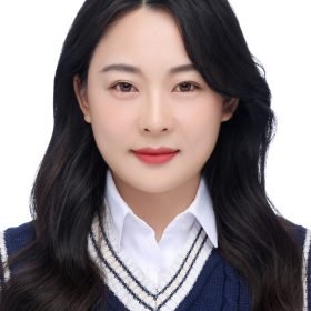 10 years of experience in spring machine operations, with an overseas education background, now handling factory export promotion matters.